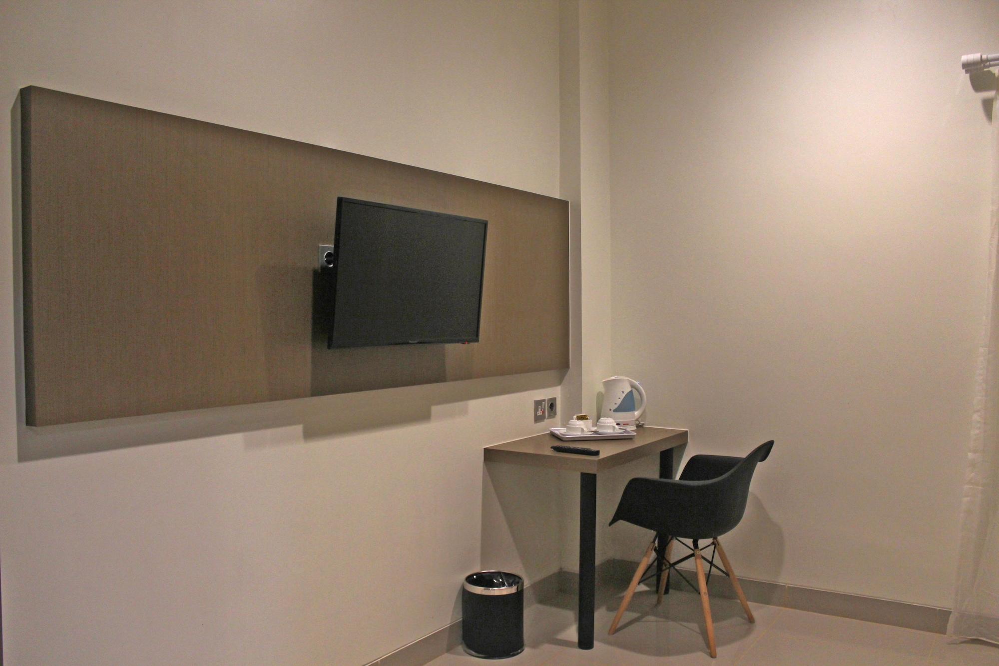 Opi Indah Hotel Palembang Buitenkant foto