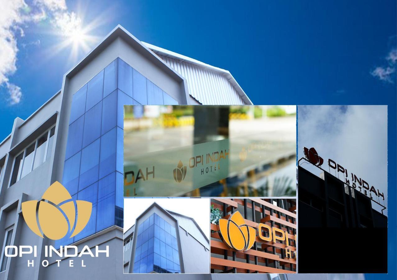 Opi Indah Hotel Palembang Buitenkant foto