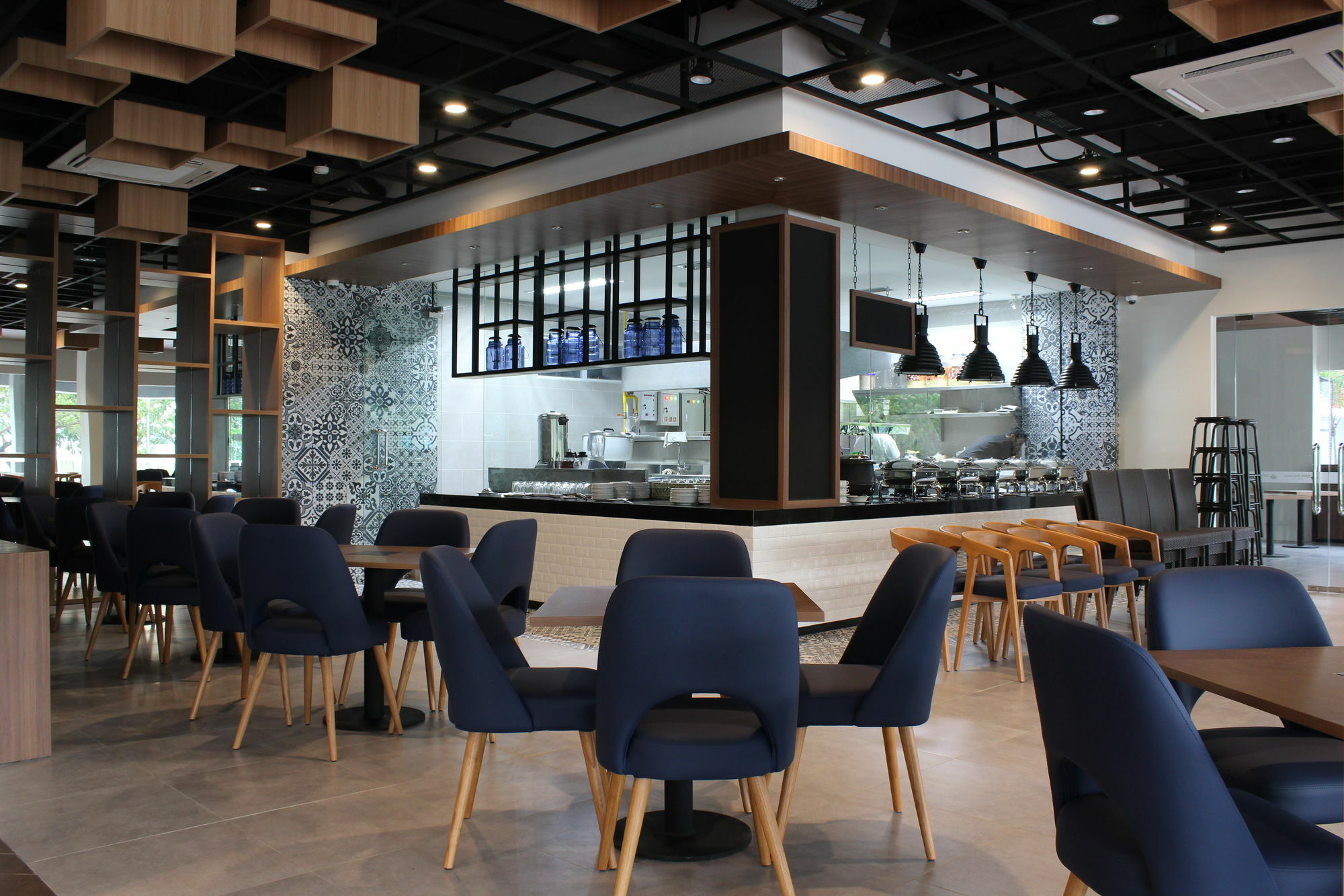 Opi Indah Hotel Palembang Buitenkant foto
